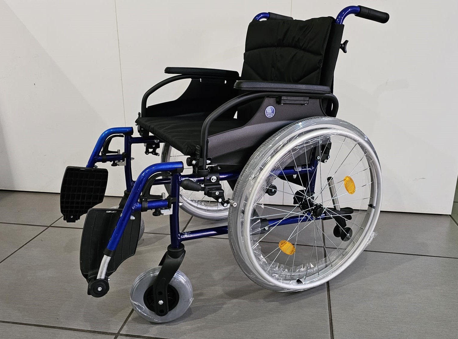Vermeiren D200 V is a lightweight aluminum wheelchair 